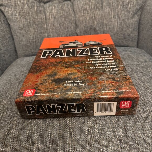 Panzer: The Game of Small Unit Actions and Combined Arms Operations on the Easte - Picture 2 of 10